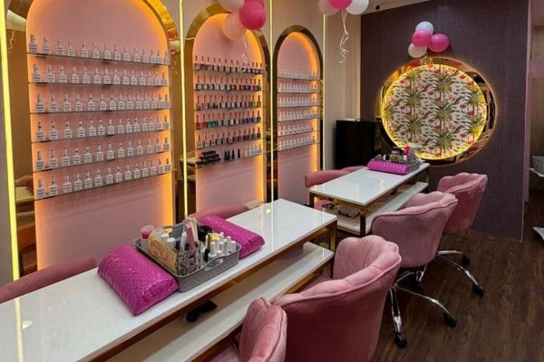 nail art in koregaon park