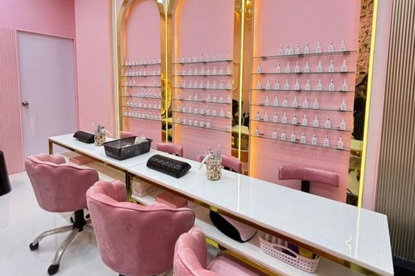 nail art in powai